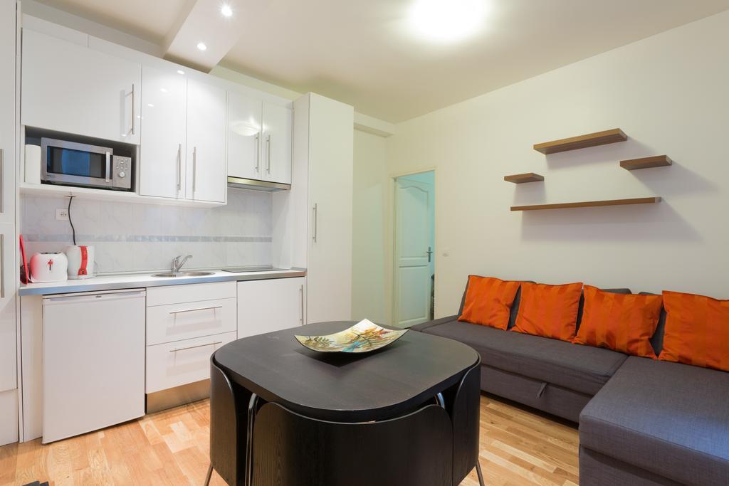 Petits Champs Bed and breakfast París